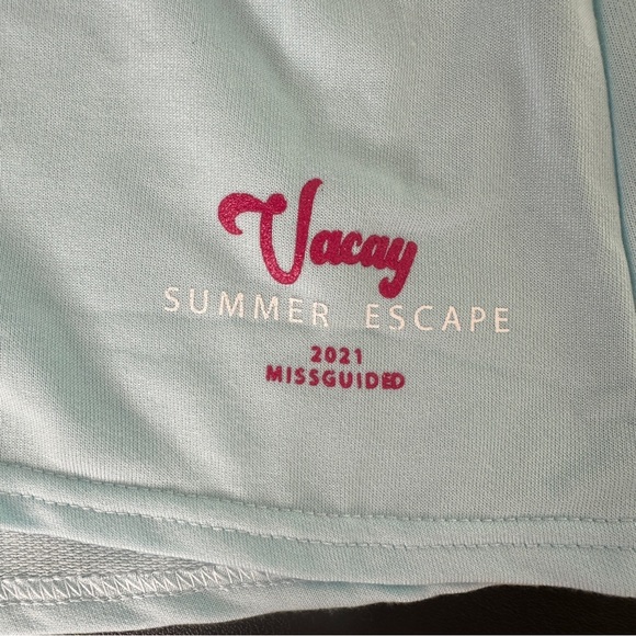 Missguided Light Blue Vacay Graphic Floaty Short NWT 12 - Picture 4 of 4